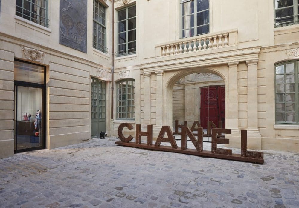 La maison Chanel s'installe dans le marais